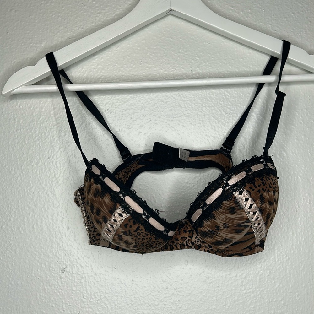 Leopard lace trim pushups bra